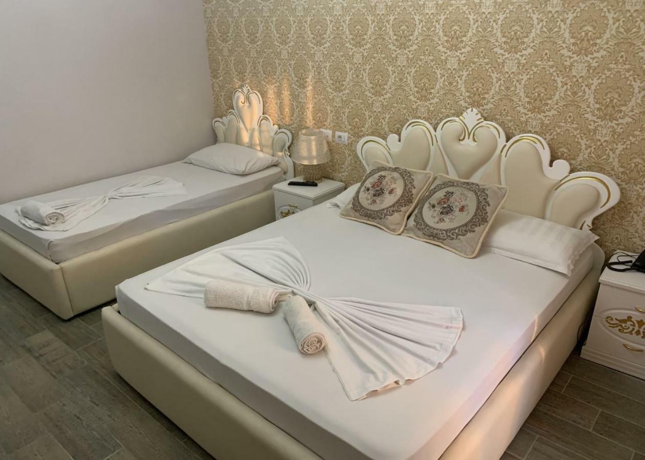 Hotel Antalya - Beach Durrës Extérieur photo